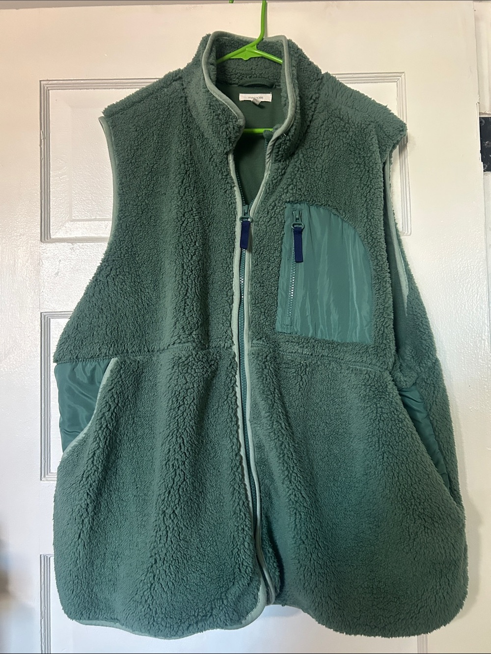 Women’s Plush Sherpa Zip Vest in Sage Green